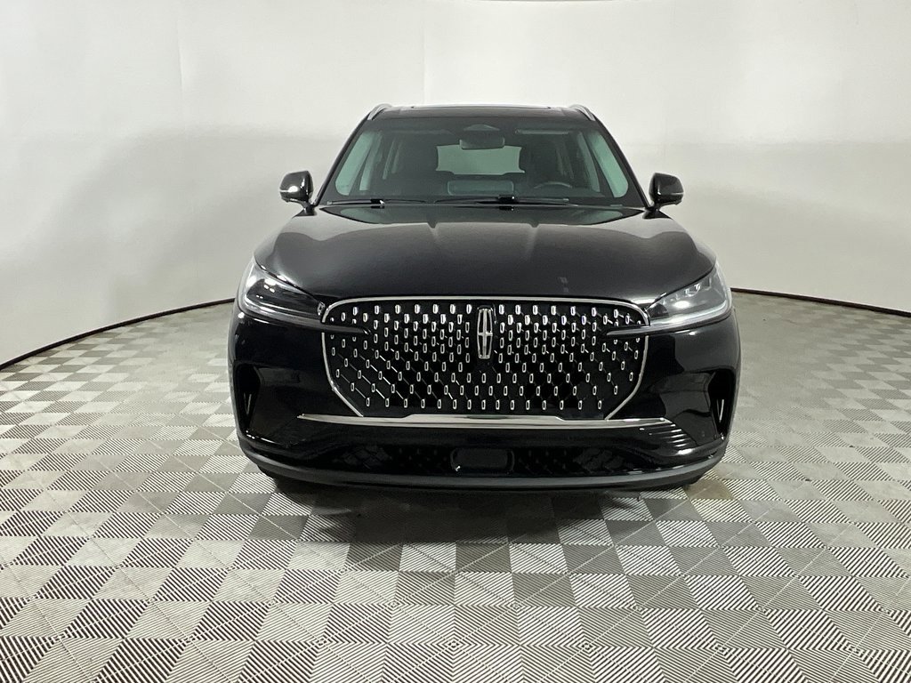 Used 2025 Lincoln Aviator AWD image 7