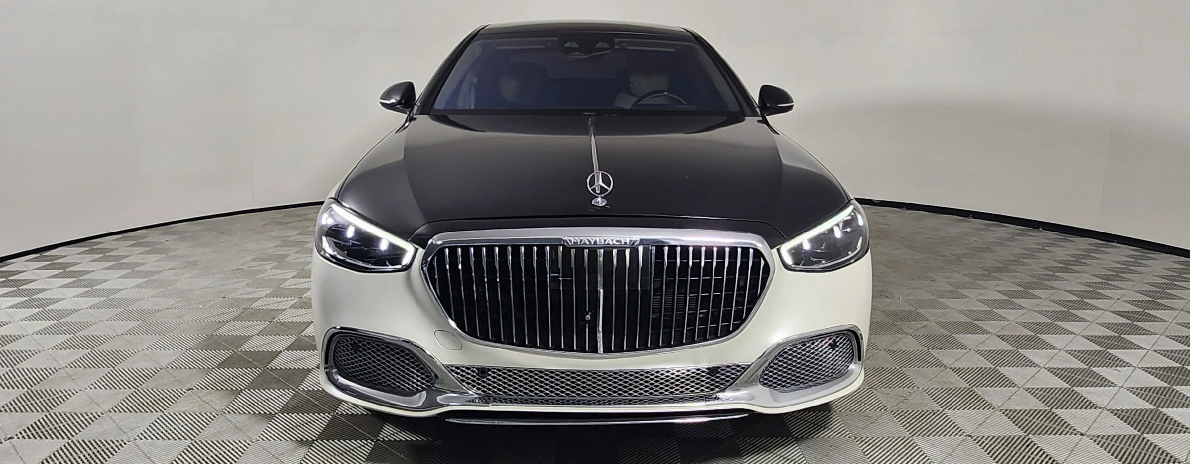 Used 2022 Mercedes-Benz S 580 4MATIC Sedan image 3