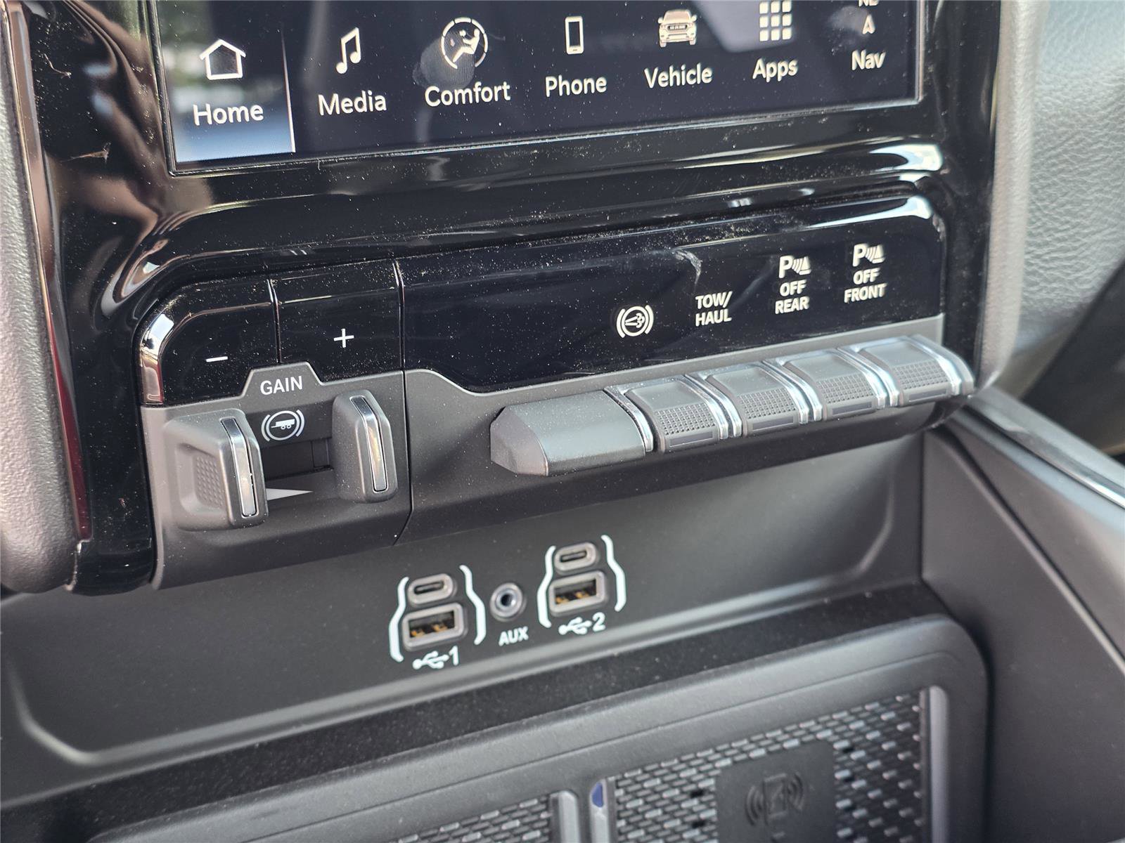 New 2026 RAM 2500 Laramie w/ Night Edition image 22