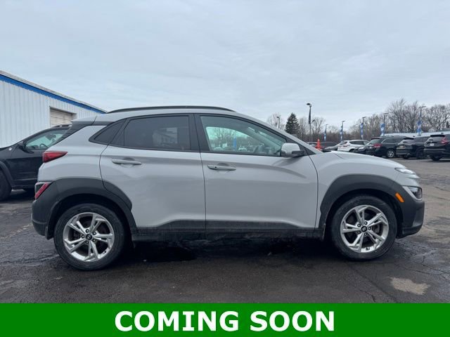 Used 2023 Hyundai Kona SEL w/ Winter Weather Package image 1