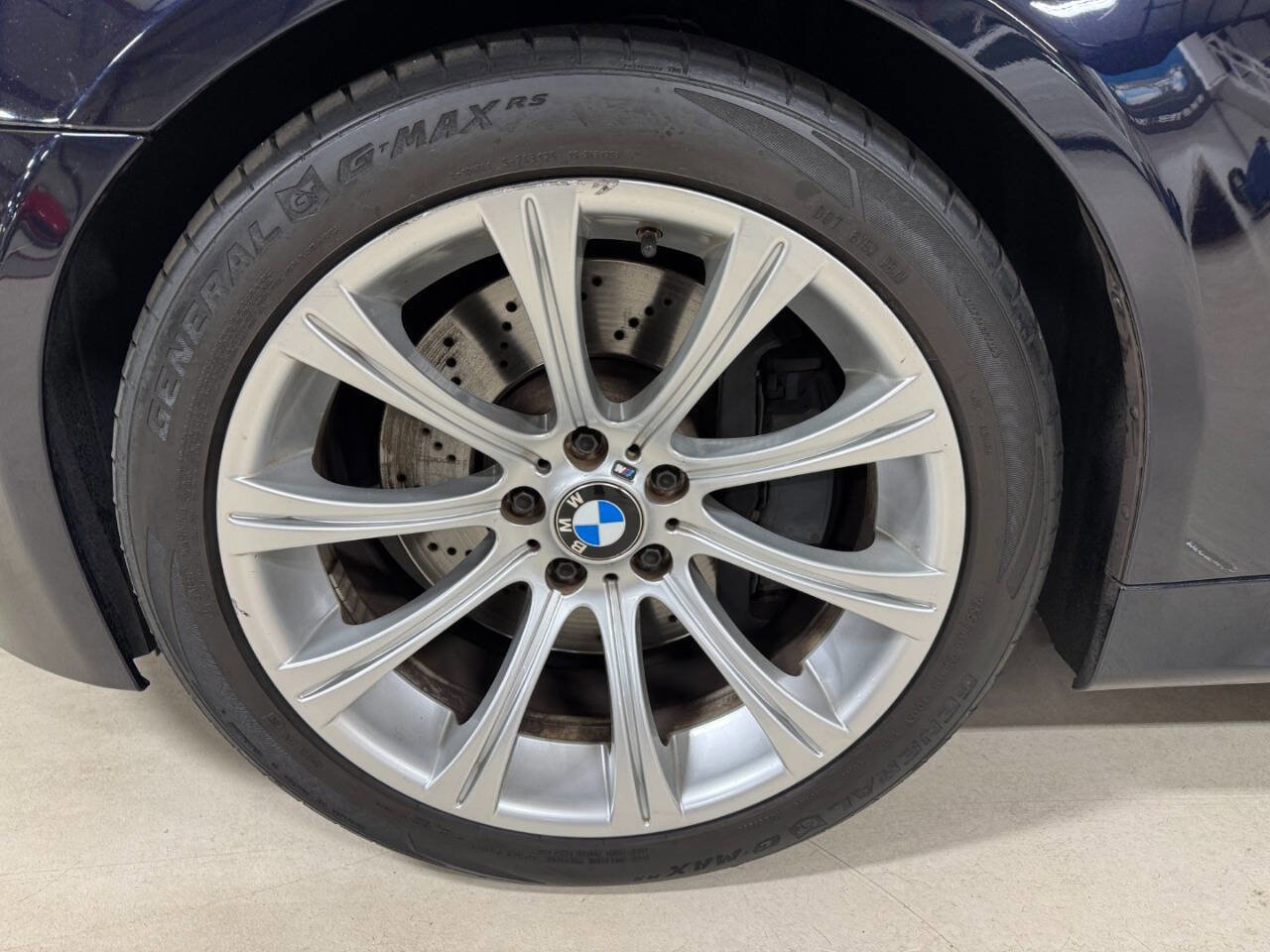 Used 2010 BMW M5 image 29