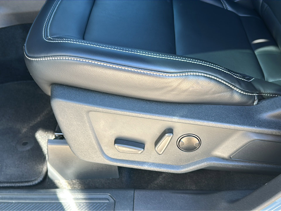 Used 2025 Ford Bronco Outer Banks image 15