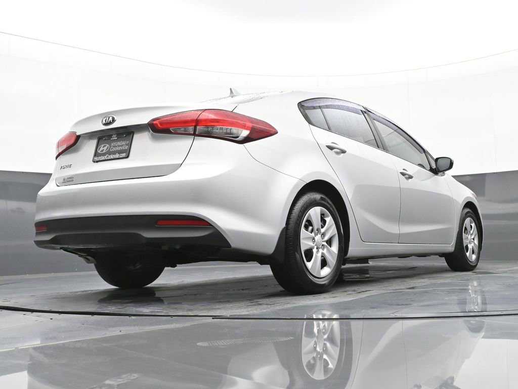 Used 2017 Kia Forte LX image 39