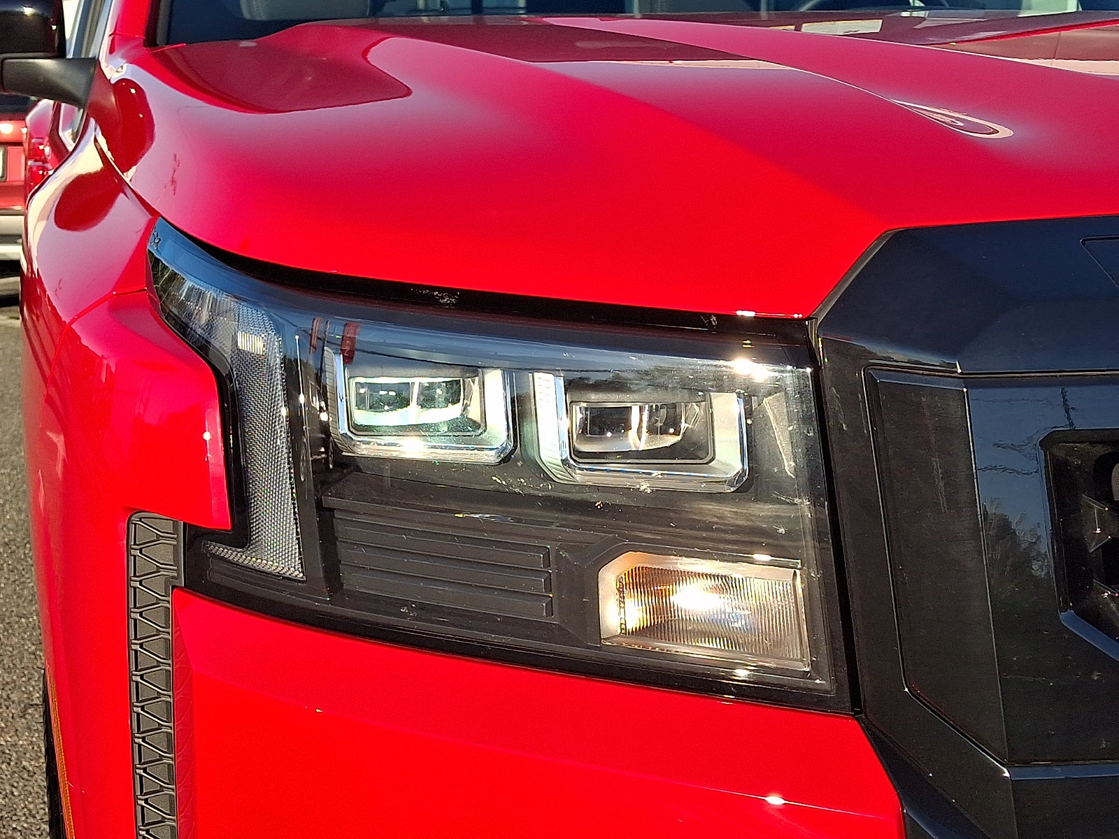 Certified 2026 Nissan Frontier SV w/ Tow Package AWD/4WD image 10