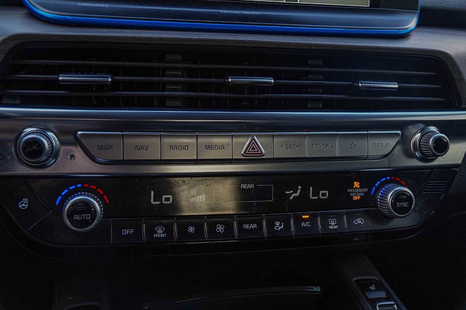 Certified 2022 Kia Telluride SX w/ SX Prestige Package image 19