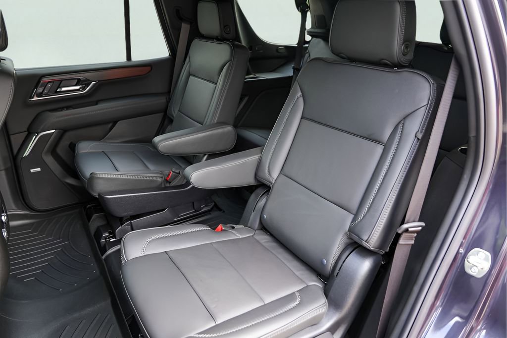 Used 2026 GMC Yukon Denali w/ Sun & Power Step Package AWD/4WD image 27