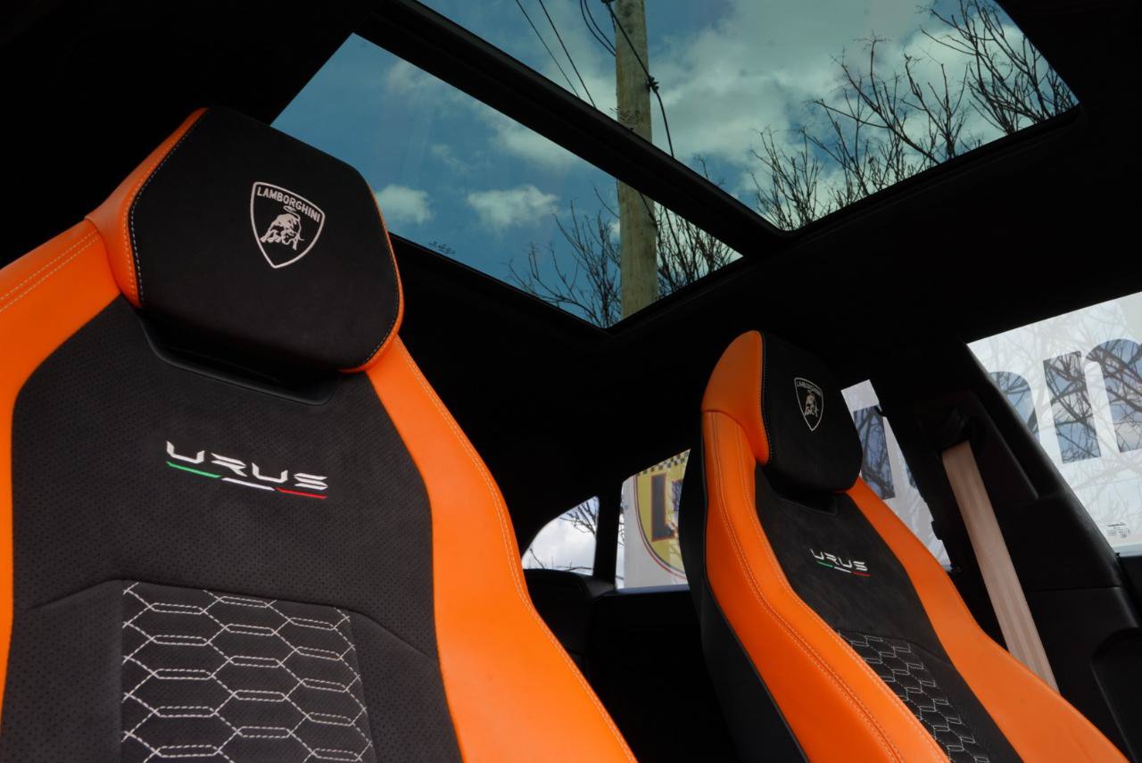 Used 2022 Lamborghini Urus AWD/4WD image 64