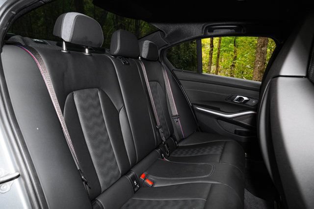 Used 2024 BMW M3 w/ M Carbon Exterior Package RWD image 24