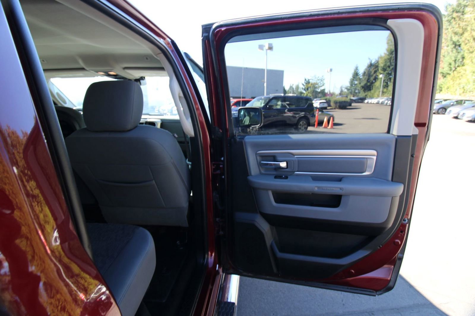 Used 2017 RAM 1500 Big Horn image 24