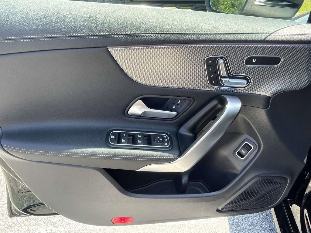 Used 2024 Mercedes-Benz CLA 250 4MATIC image 16