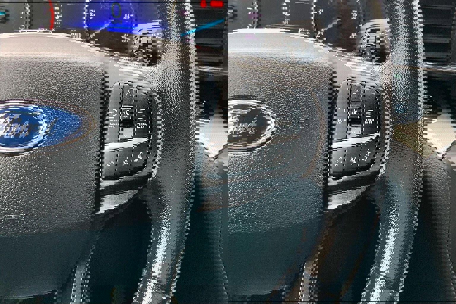 Used 2020 Ford Explorer XLT w/ Equipment Group 202A image 18