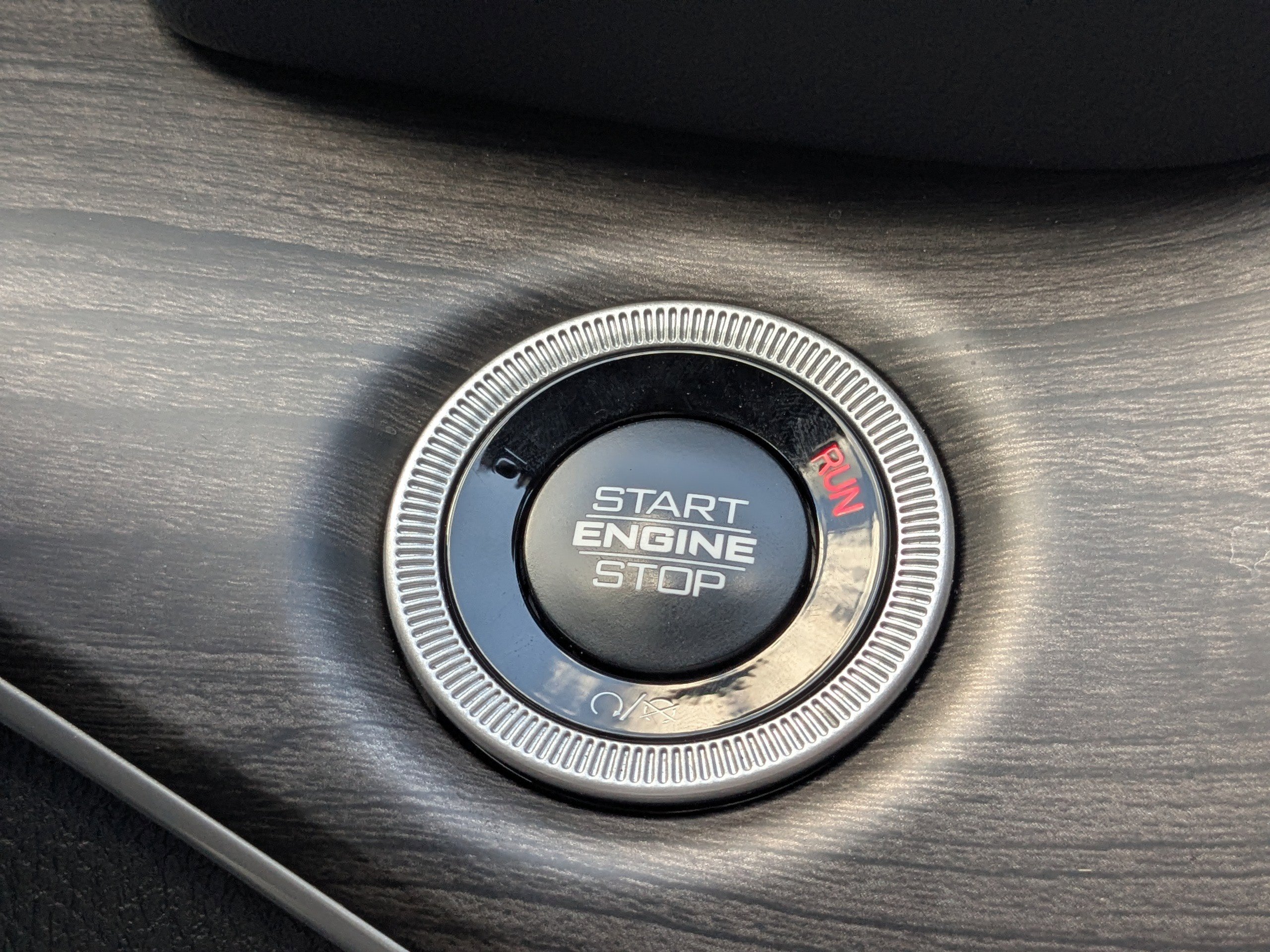 New 2025 Jeep Grand Cherokee Limited w/ Trailer Tow Package image 28