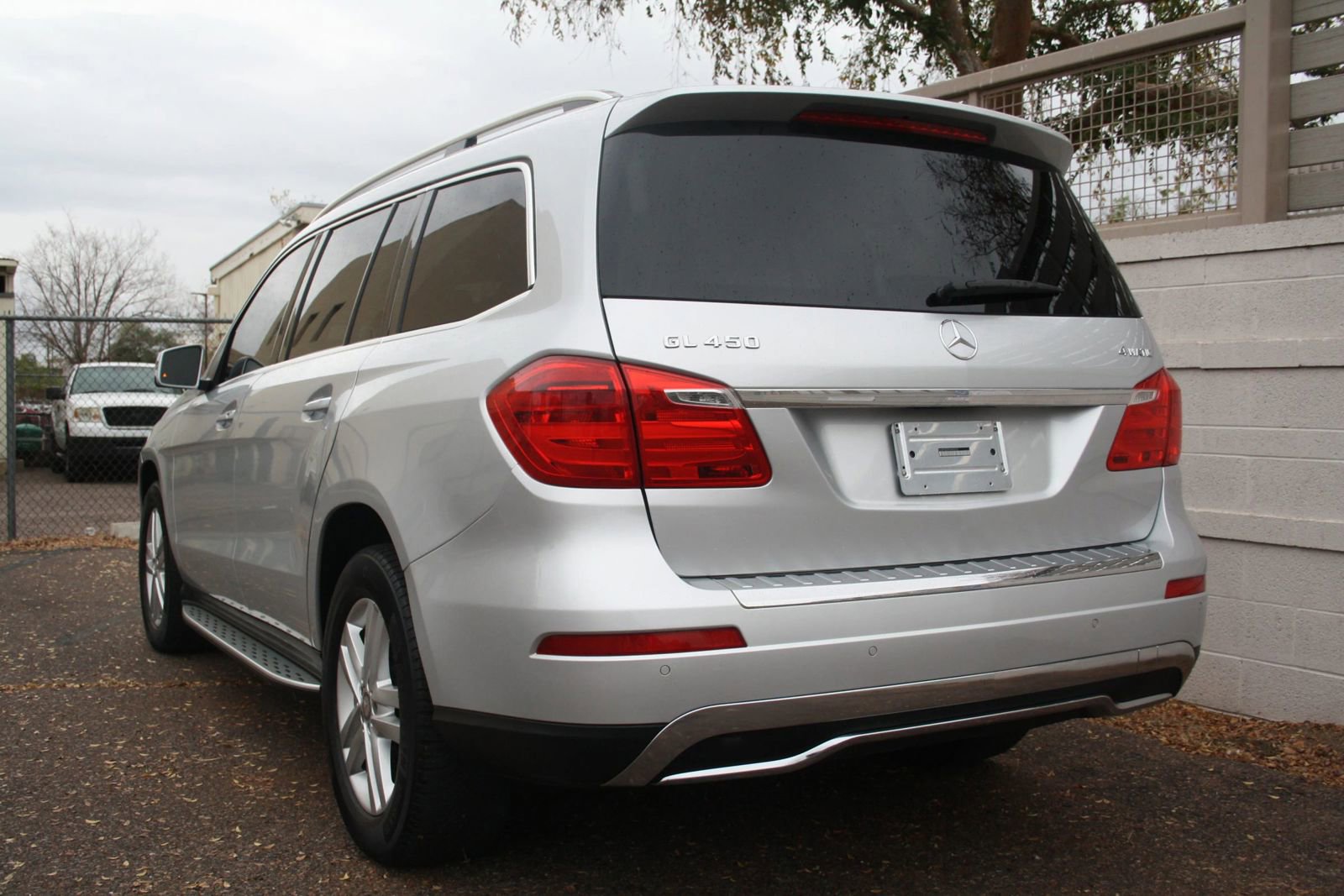 Used 2015 Mercedes-Benz GL 450 4MATIC image 32