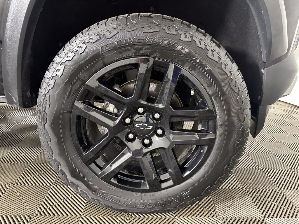 Used 2024 Chevrolet Colorado Trail Boss w/ Advanced Trailering Package AWD/4WD image 34