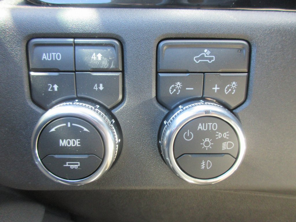 New 2026 GMC Sierra 1500 Elevation image 17