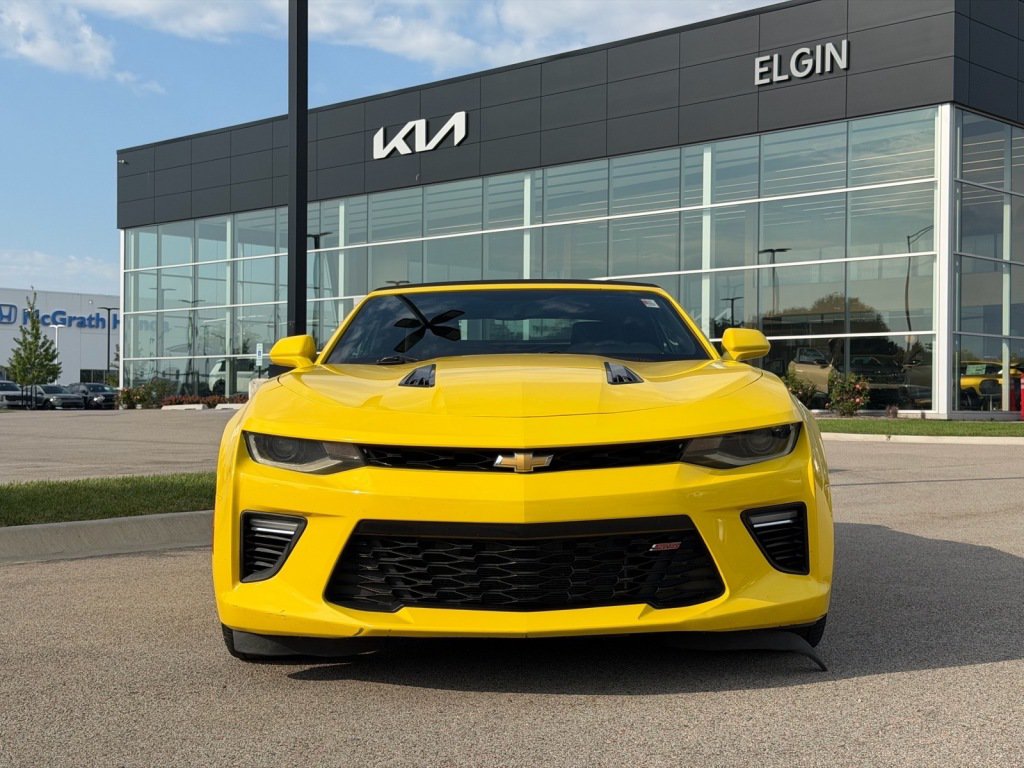 Used 2017 Chevrolet Camaro SS RWD image 2
