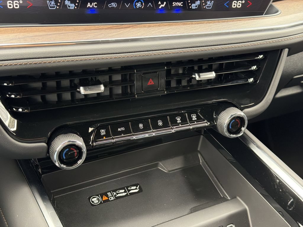 New 2026 Chevrolet Tahoe High Country AWD/4WD image 6