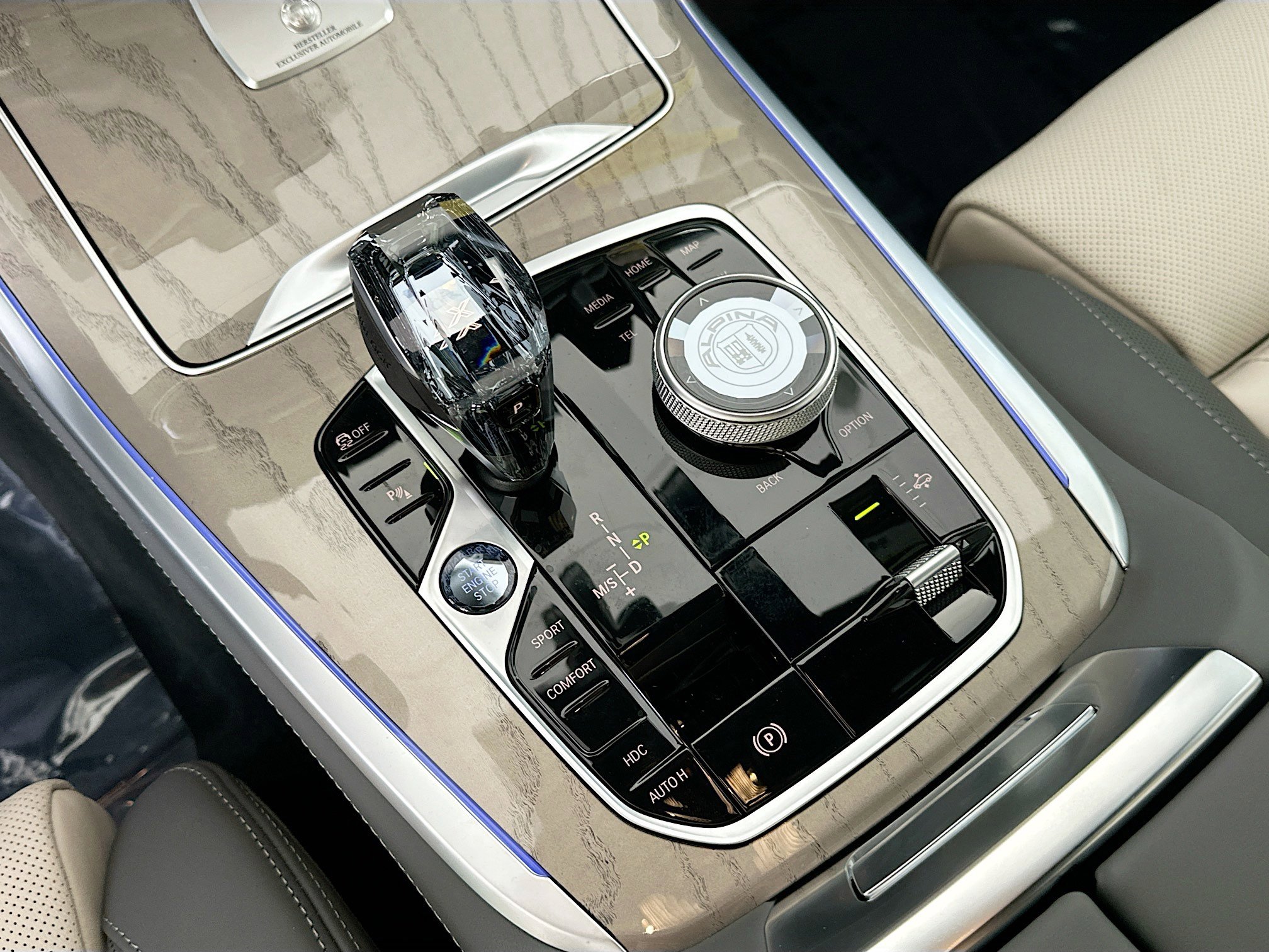 New 2026 BMW ALPINA XB7 image 16