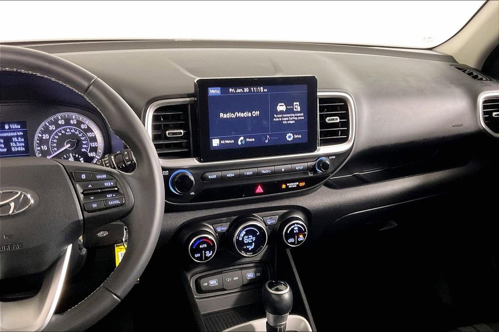 Used 2022 Hyundai Venue SEL image 5