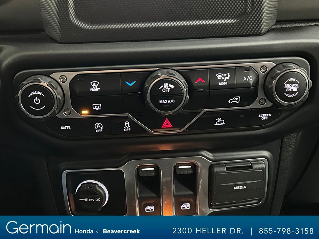 Used 2022 Jeep Wrangler Sport S image 23