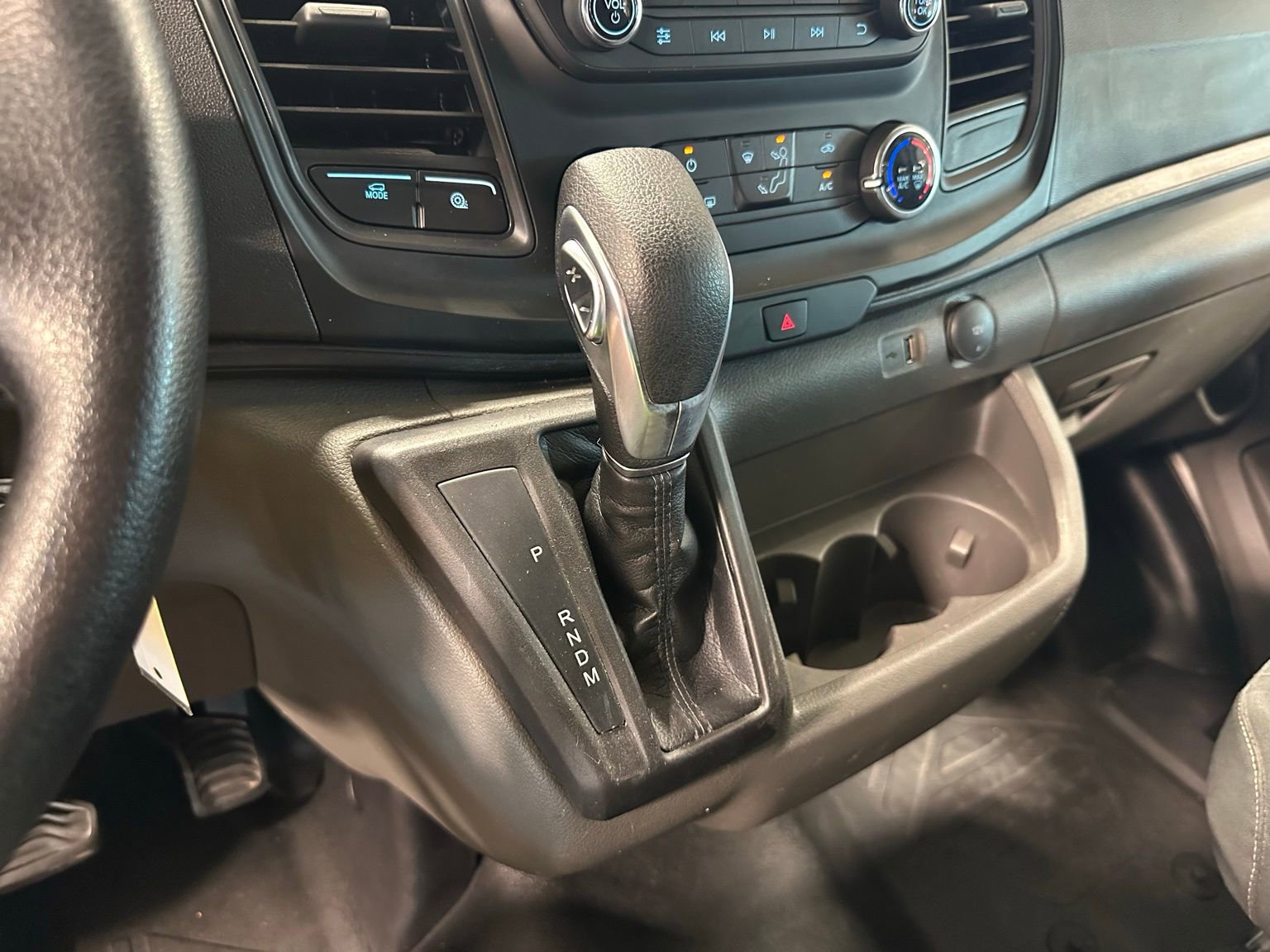 Used 2024 Ford Transit 250 Low Roof w/ Exterior Upgrade Package image 22