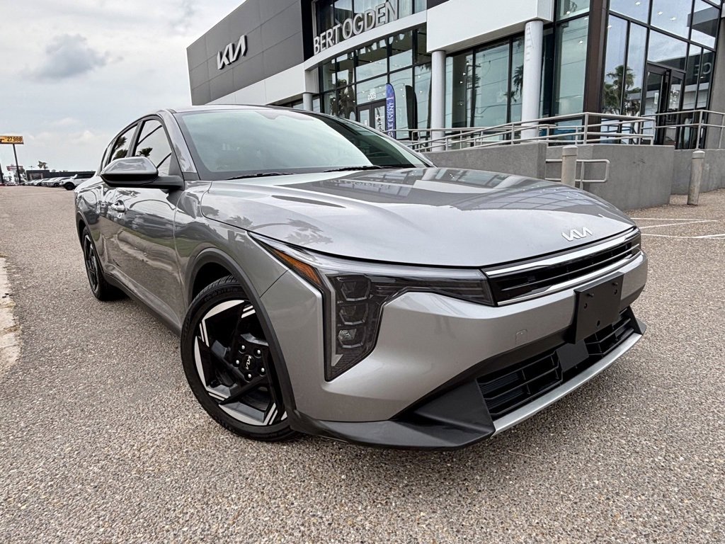 Used 2025 Kia K4 EX