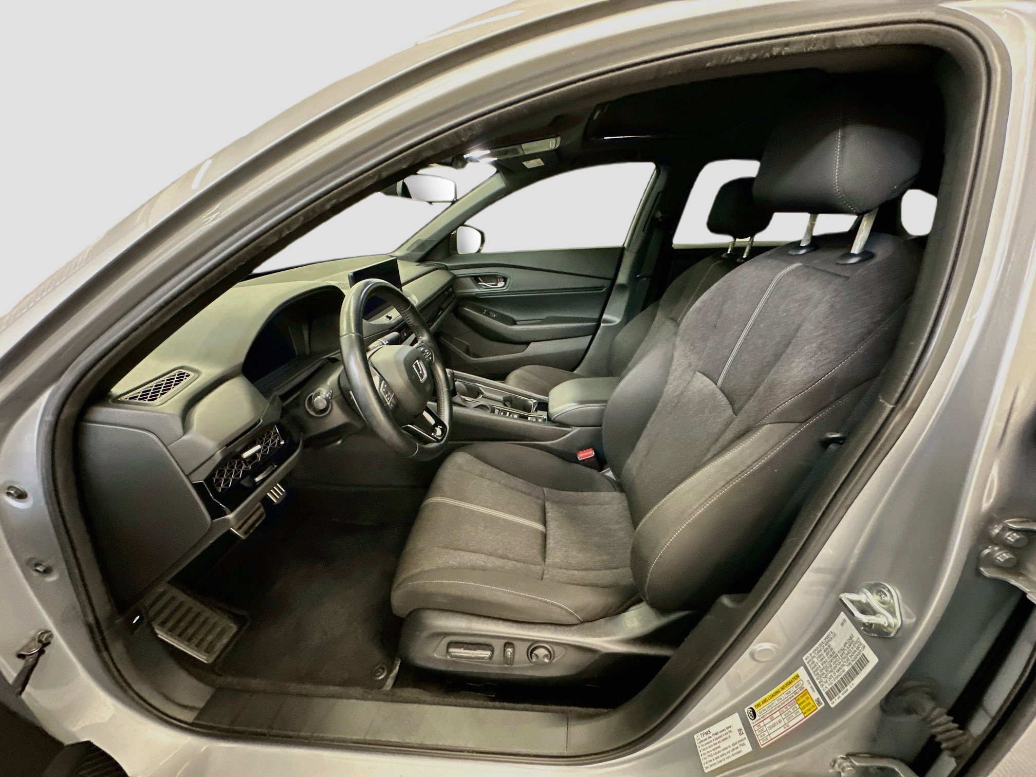 Used 2023 Honda Accord Sport image 13