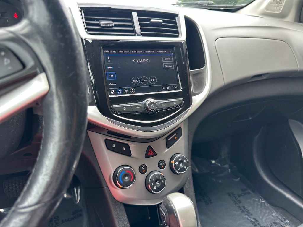 Used 2018 Chevrolet Sonic Premier FWD image 14