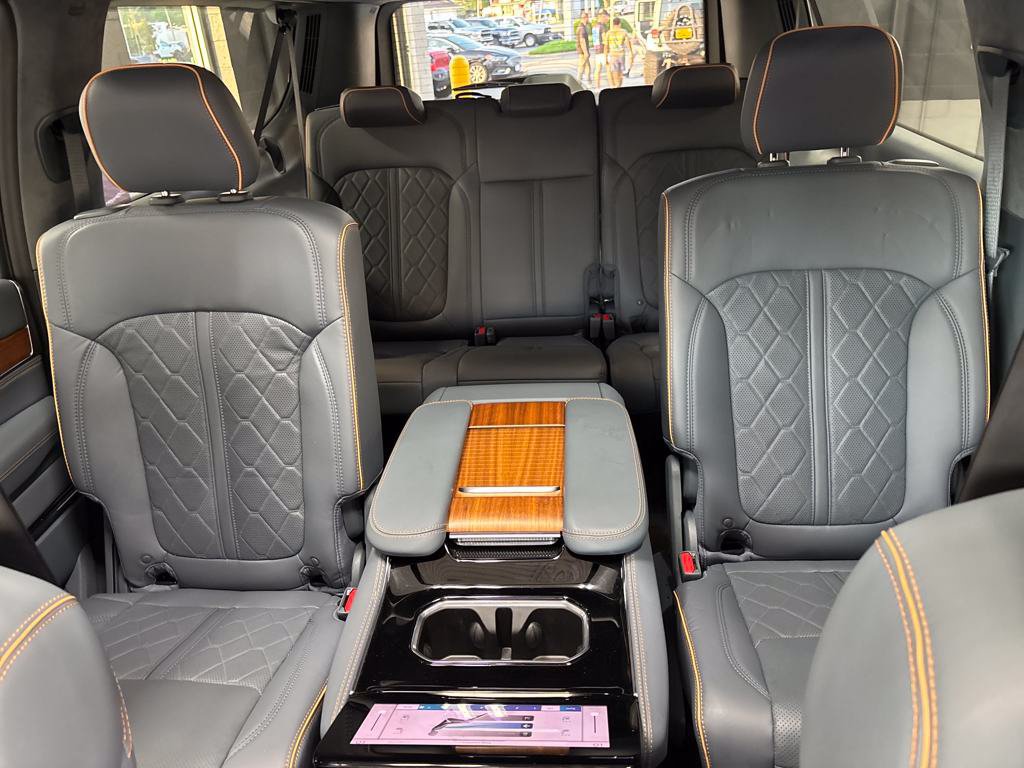 New 2024 Jeep Grand Wagoneer L Series III w/ Rear Seat Video Group 1 AWD/4WD image 33