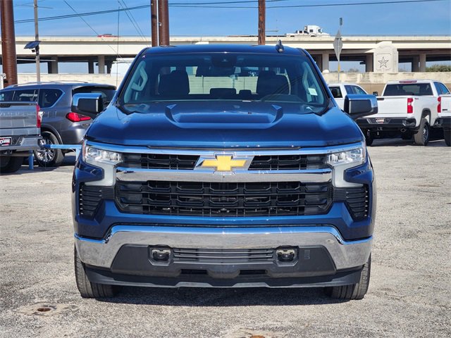 Used 2023 Chevrolet Silverado 1500 LT image 2