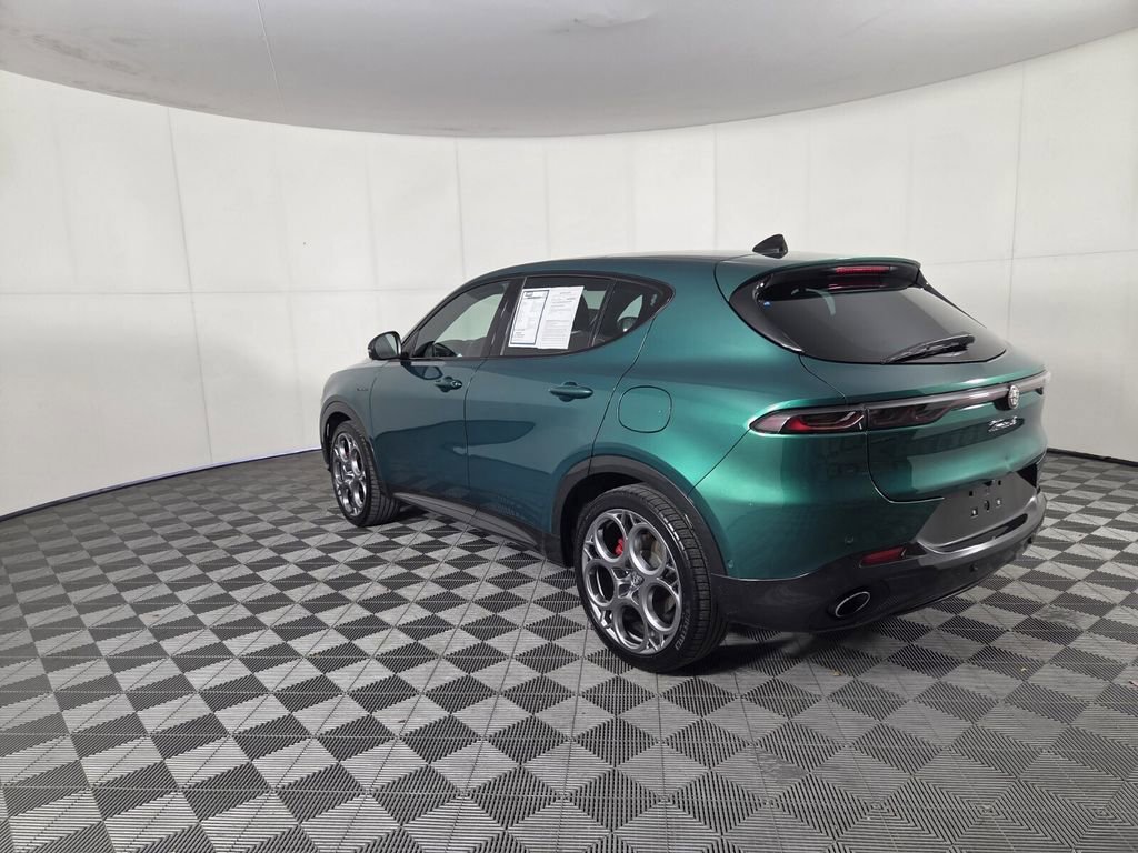Used 2024 Alfa Romeo Tonale Veloce image 8