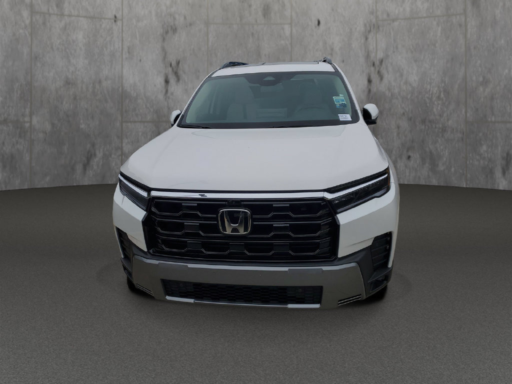 New 2026 Honda Pilot Touring image 2