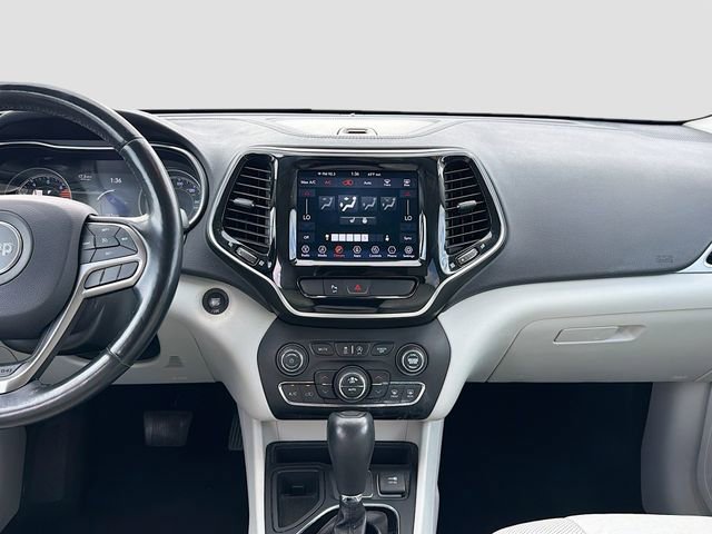 Used 2020 Jeep Cherokee Limited image 28