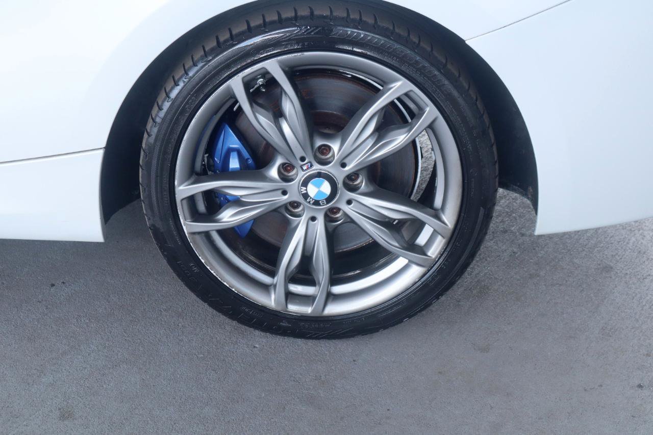Used 2016 BMW M235i Convertible RWD image 12