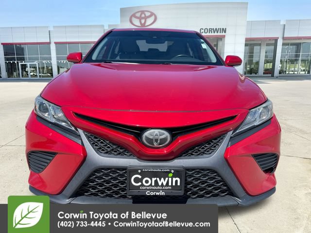 Used 2019 Toyota Camry SE w/ Convenience Package FWD image 8