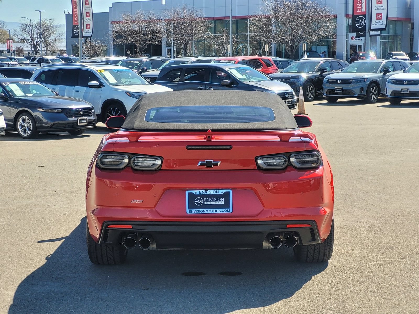 Used 2021 Chevrolet Camaro SS RWD image 6