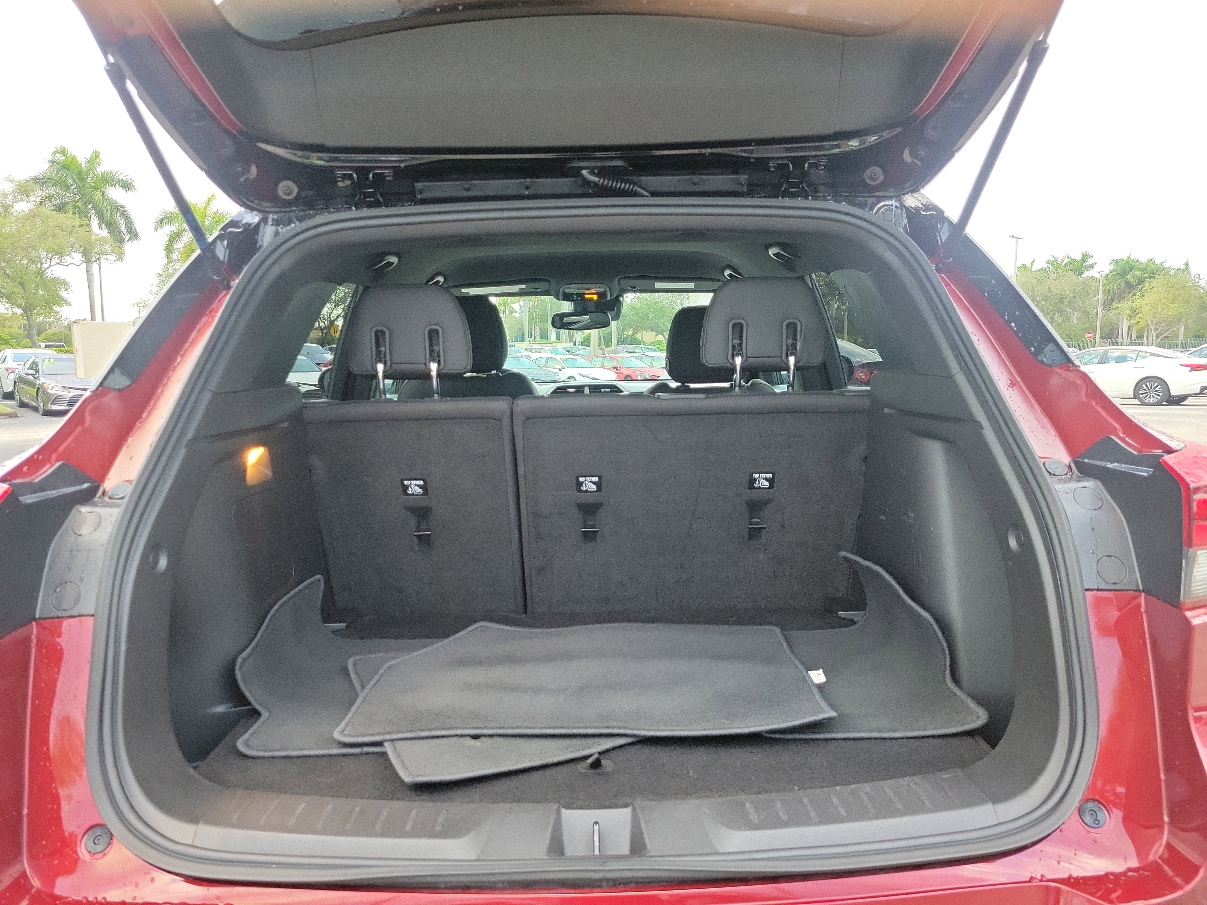 Used 2023 Chevrolet TrailBlazer RS w/ Technology Package image 8