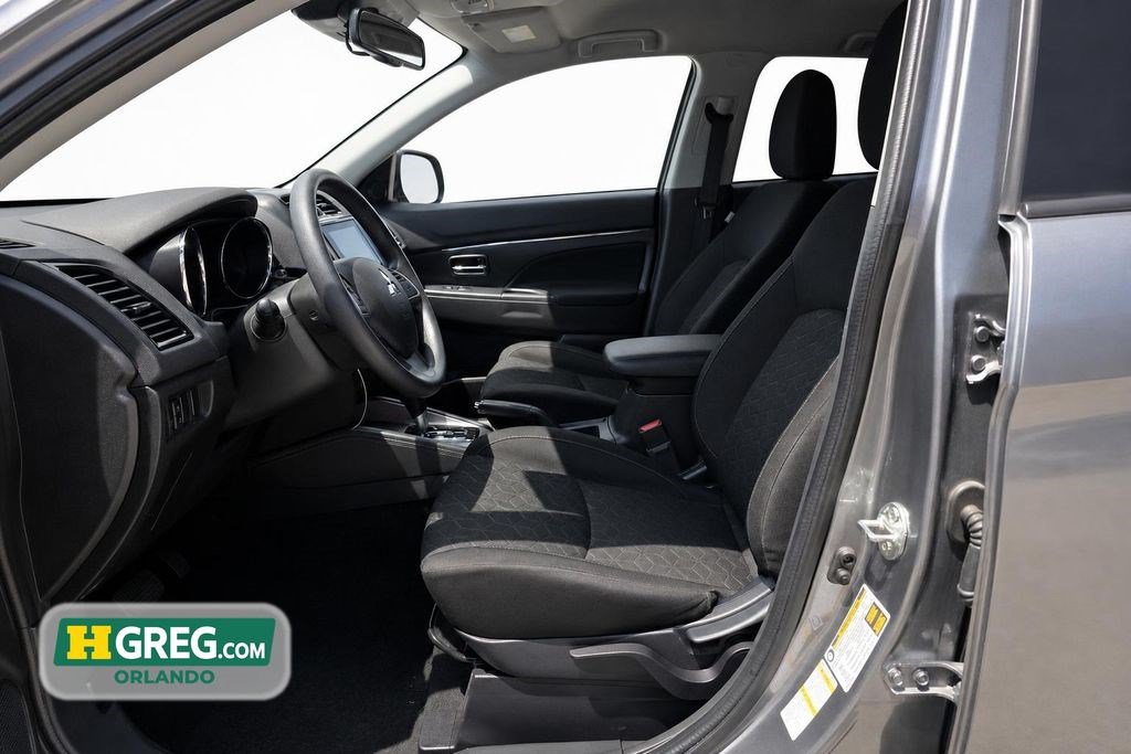 Used 2026 Mitsubishi Outlander Sport LE AWD/4WD image 10