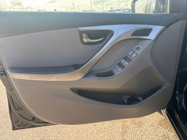 Used 2013 Hyundai Elantra GLS w/ Preferred Pkg image 12