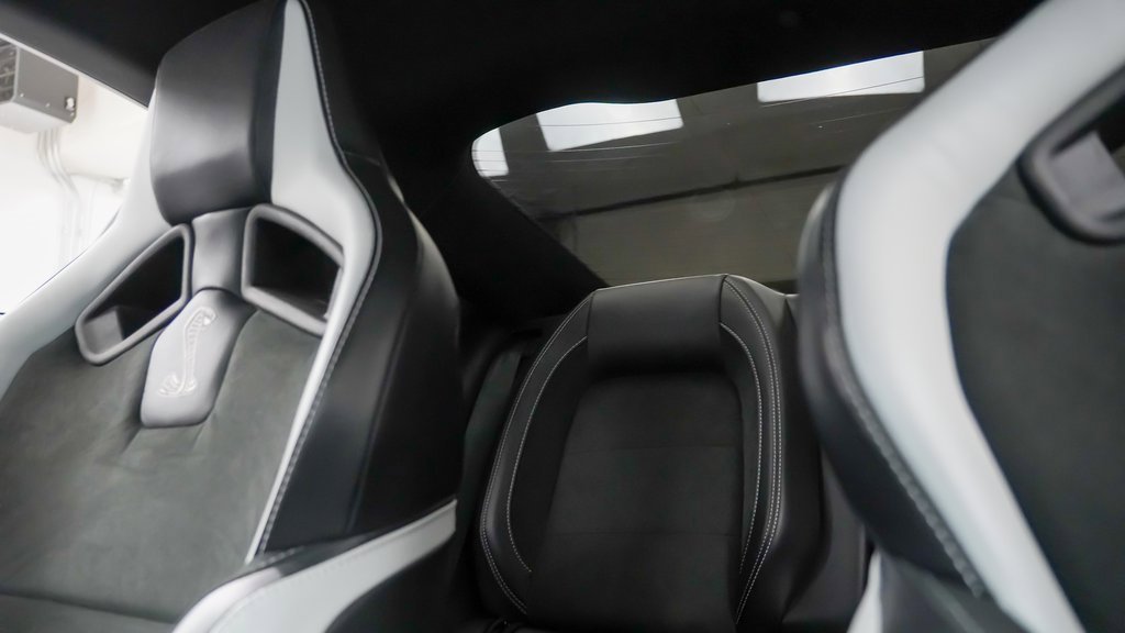 Used 2021 Ford Mustang Shelby GT500 w/ Technology Package image 32