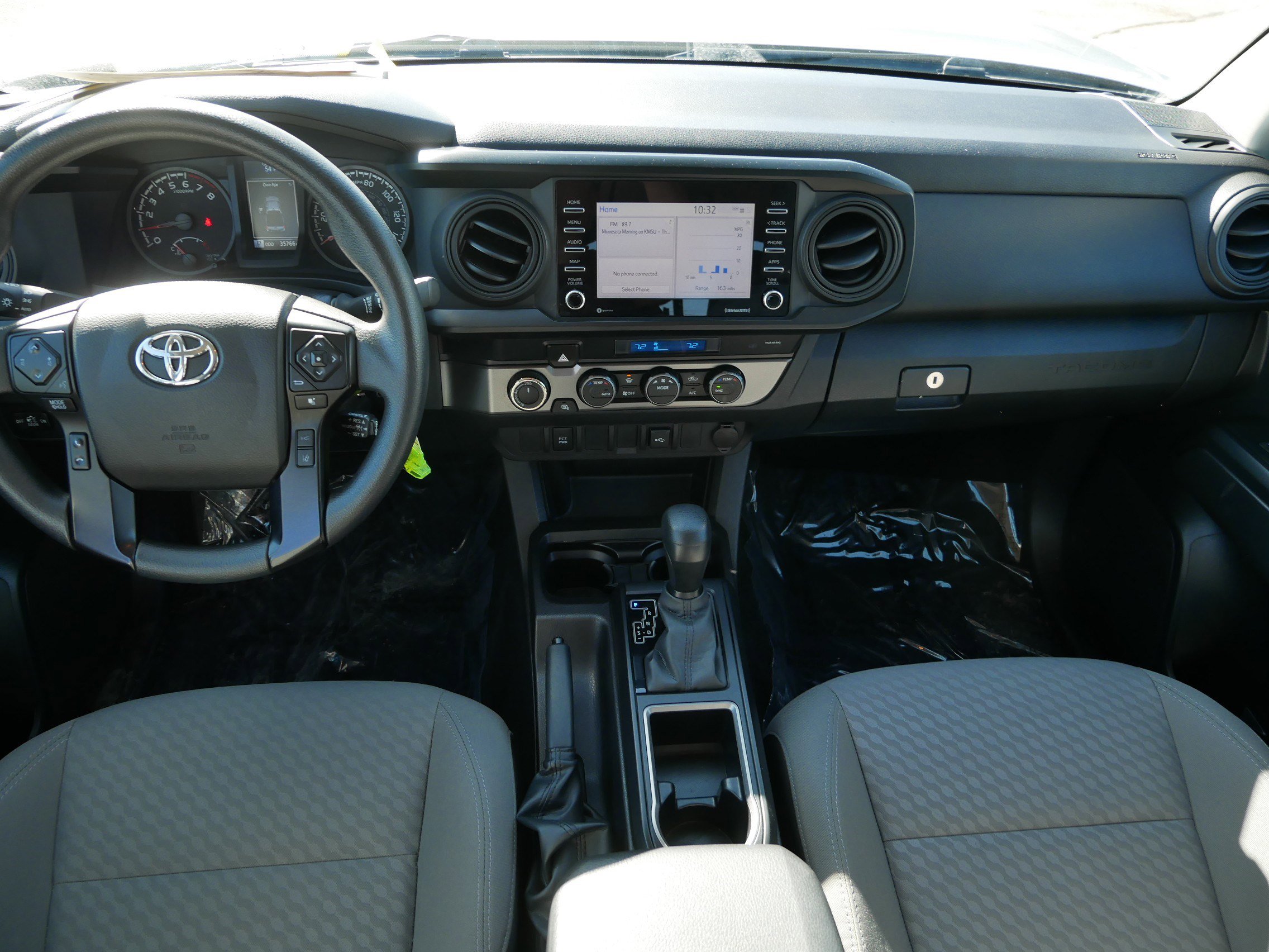 Used 2022 Toyota Tacoma SR image 10