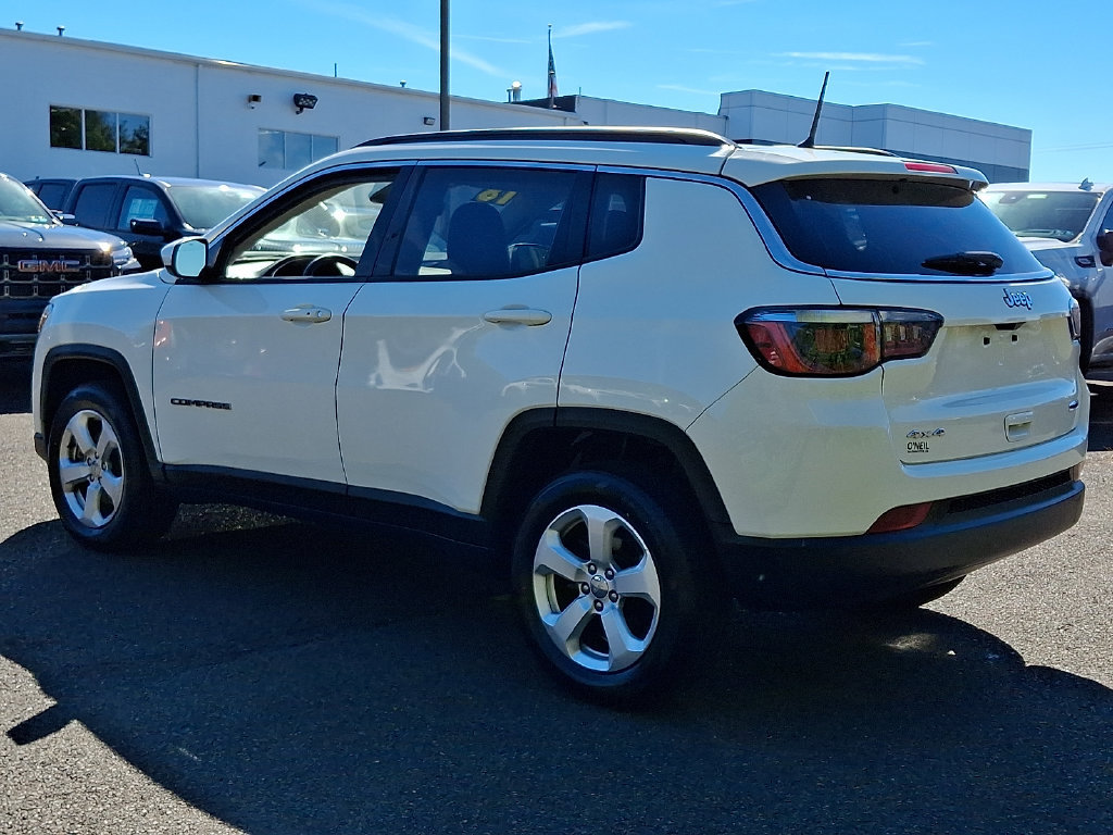 Used 2018 Jeep Compass Latitude AWD/4WD image 4