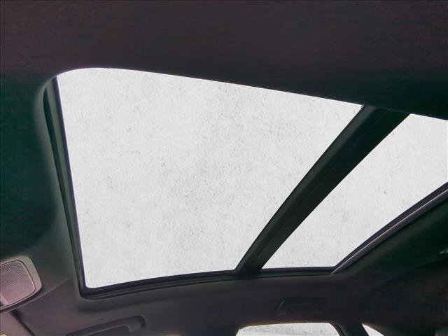 Used 2018 Audi Q3 2.0T Premium Plus image 22