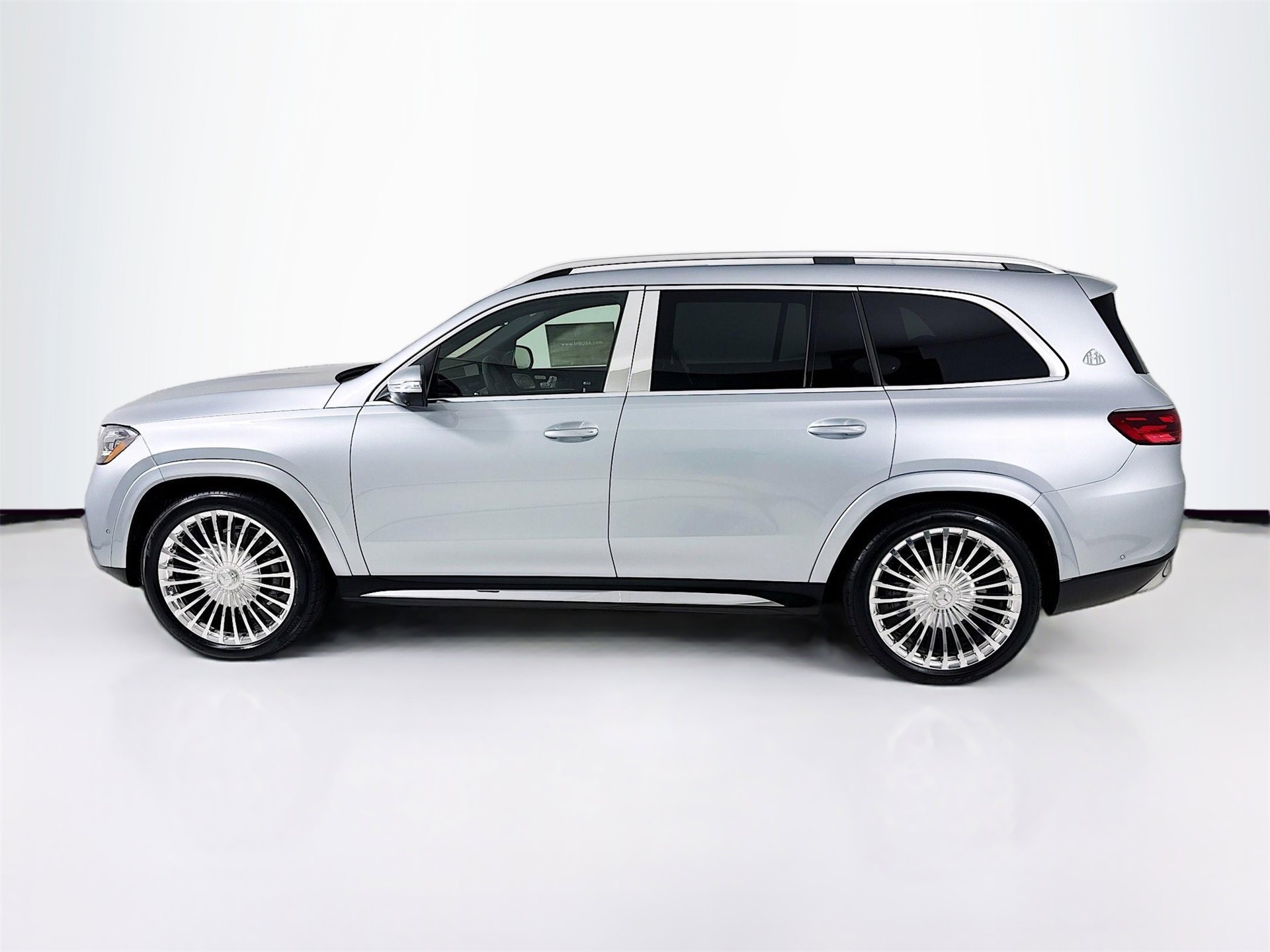 New 2026 Mercedes-Benz Maybach GLS 600 4MATIC image 5