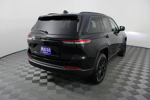 New 2026 Jeep Grand Cherokee Laredo image 26