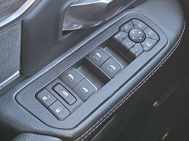 Used 2025 RAM 2500 Laramie w/ Night Edition AWD/4WD image 22