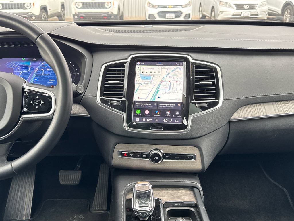 Used 2023 Volvo XC90 T8 Ultimate AWD/4WD image 17