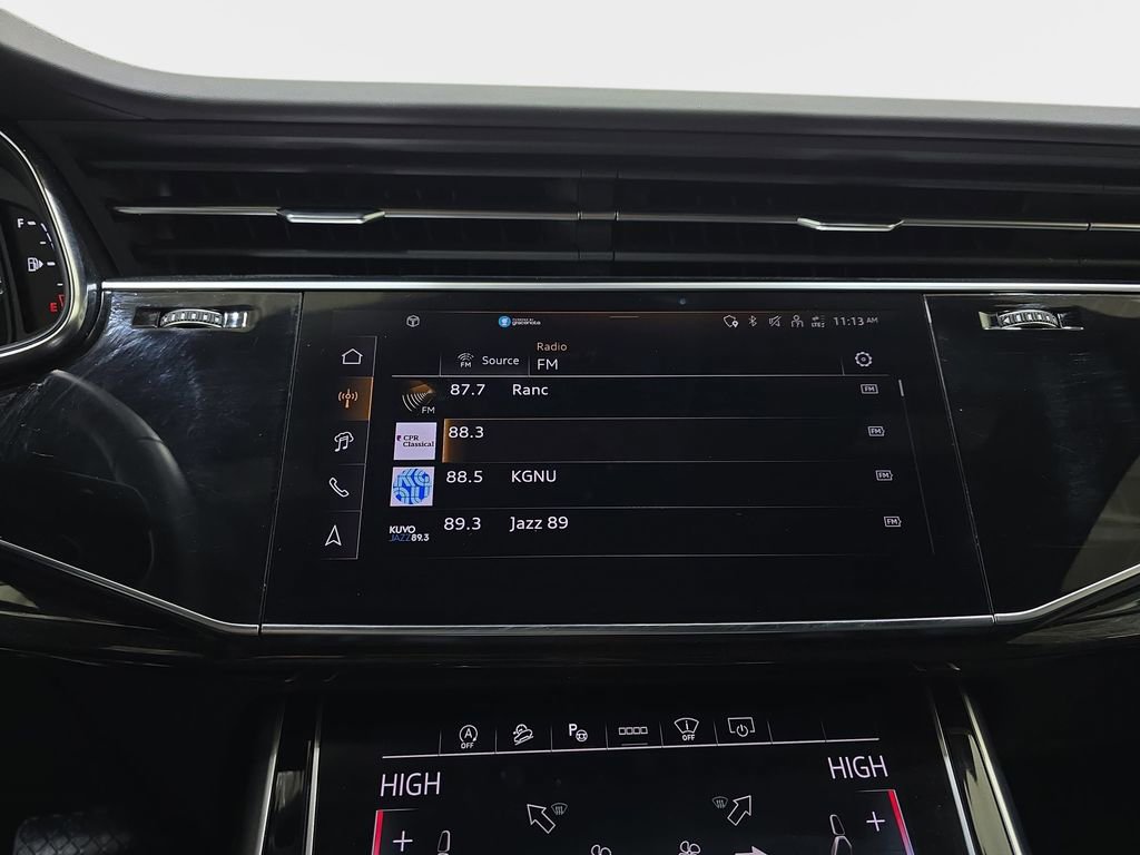 Used 2025 Audi Q7 3.0T Prestige w/ Prestige Package image 24