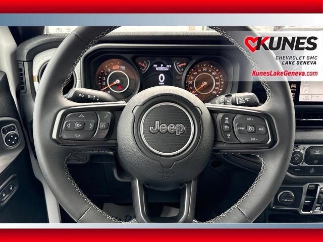 Used 2025 Jeep Wrangler Unlimited Sport AWD/4WD image 33