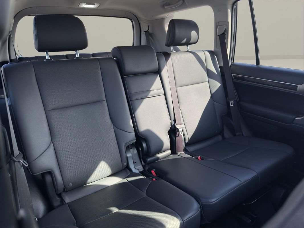 Used 2019 Lexus GX 460 image 19